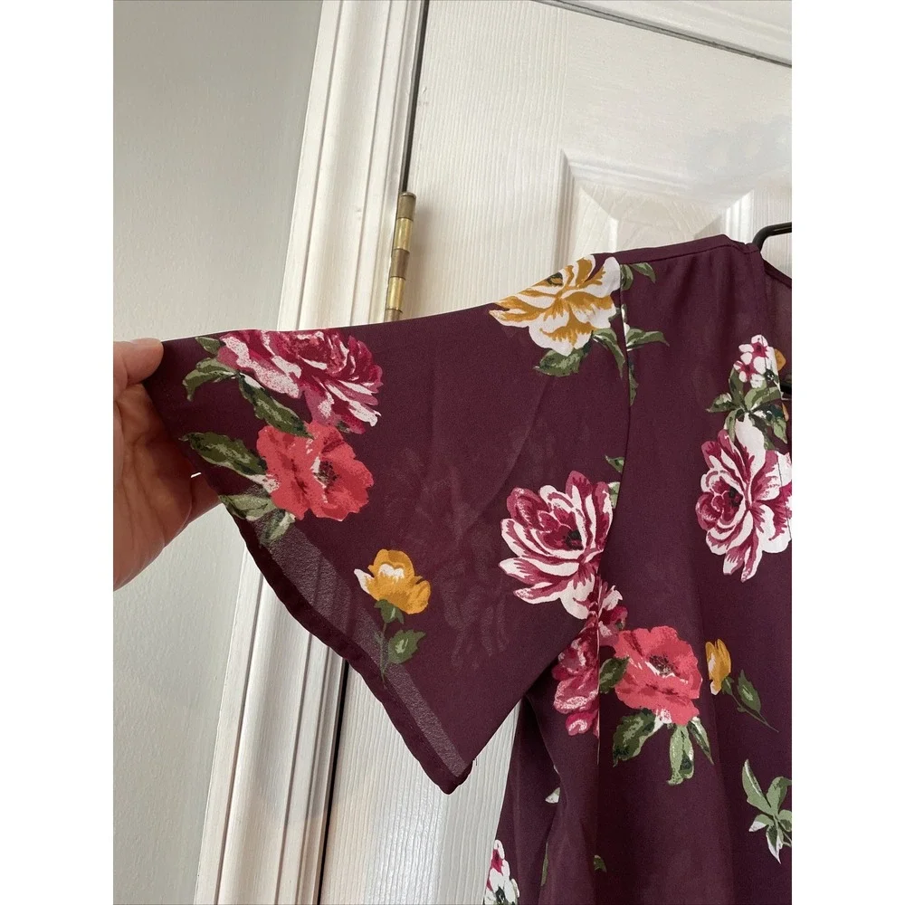Faux Wrap Top Medium C Floral Purple Blouse Sheer Short Sleeve V-Neck‎ Feminine